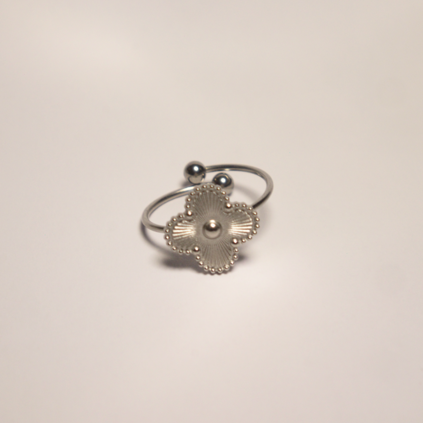 Clove Ring